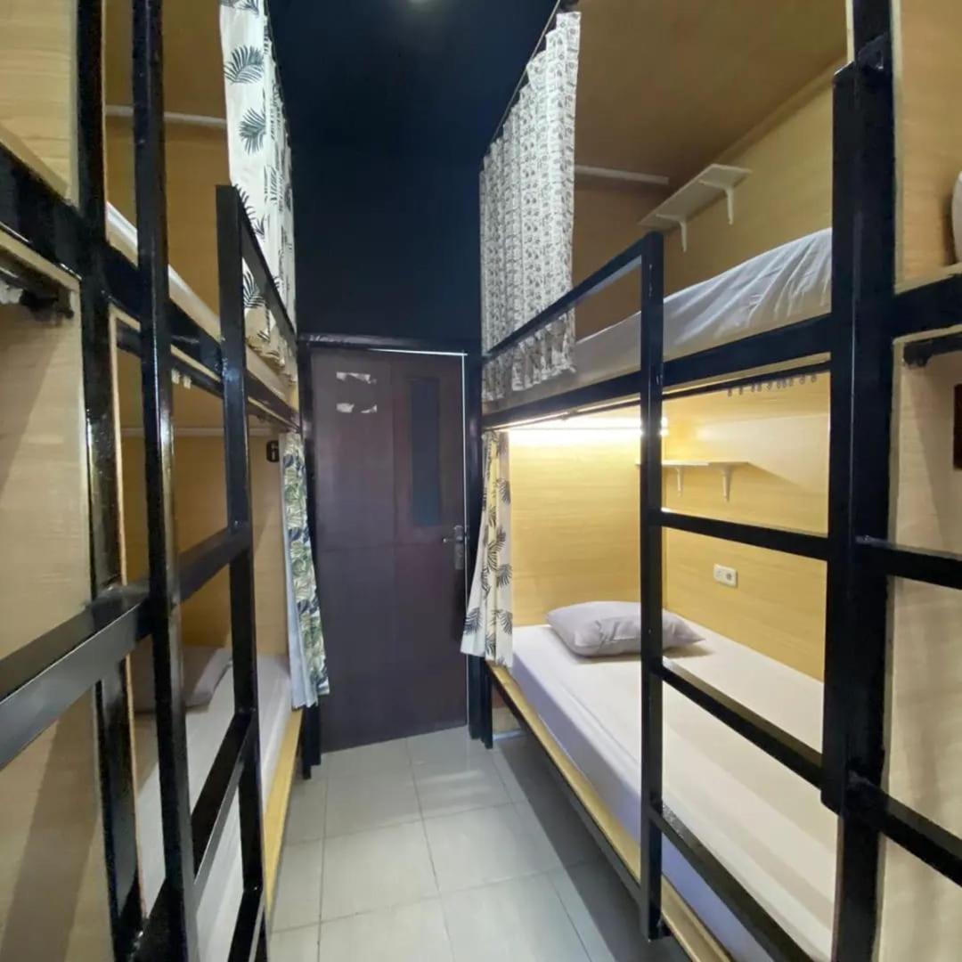 Innbox Hostel Sorong Kültér fotó