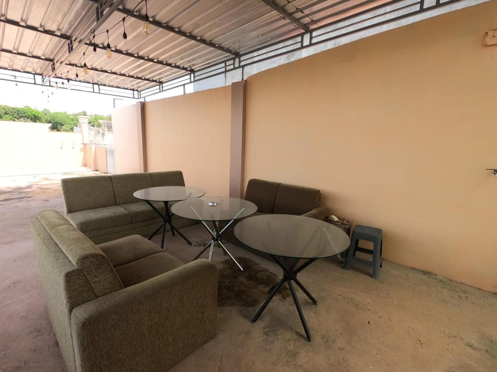 Innbox Hostel Sorong Kültér fotó
